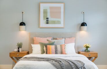 Cómo preparar tu dormitorio para el verano: consejos para combatir el calor y decoración fresca