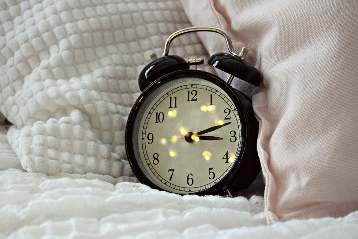 ¿Sabes qué es el 'síndrome del despertador roto'?